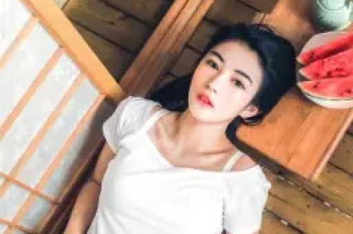 陪玩陪睡就是皮毛！继手伸进裤子后又一女星自曝50多都不放过